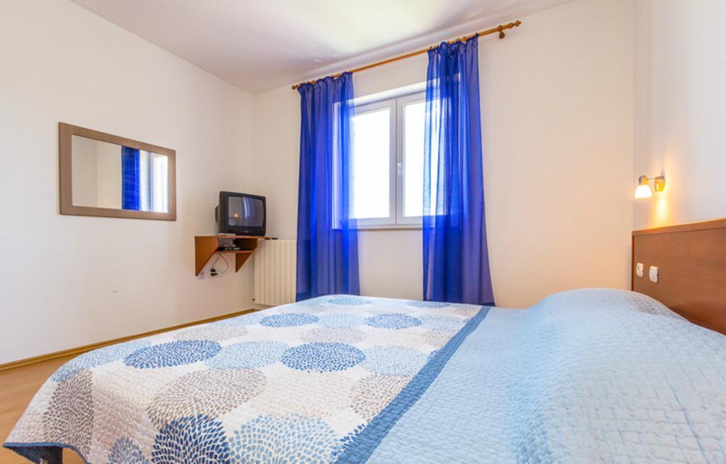 Apartment Mirjana Pula Quarto foto